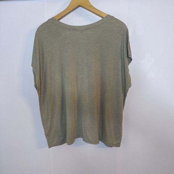 TRULY MADLY DEEPLY Womens Large Wolf Moon Graphic T-Shirt Grey Moto‎ Boho Rock - Picture 7 of 7